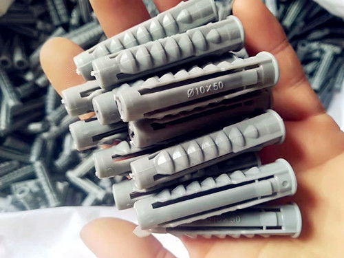 批發(fā)小黃魚脹塞紫濤緊固件 圖 塑料脹栓價(jià)格 浙江塑料脹栓